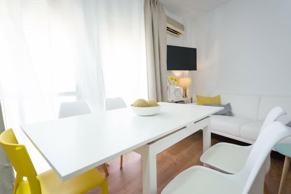 Homely Málaga Cervantes Kültér fotó